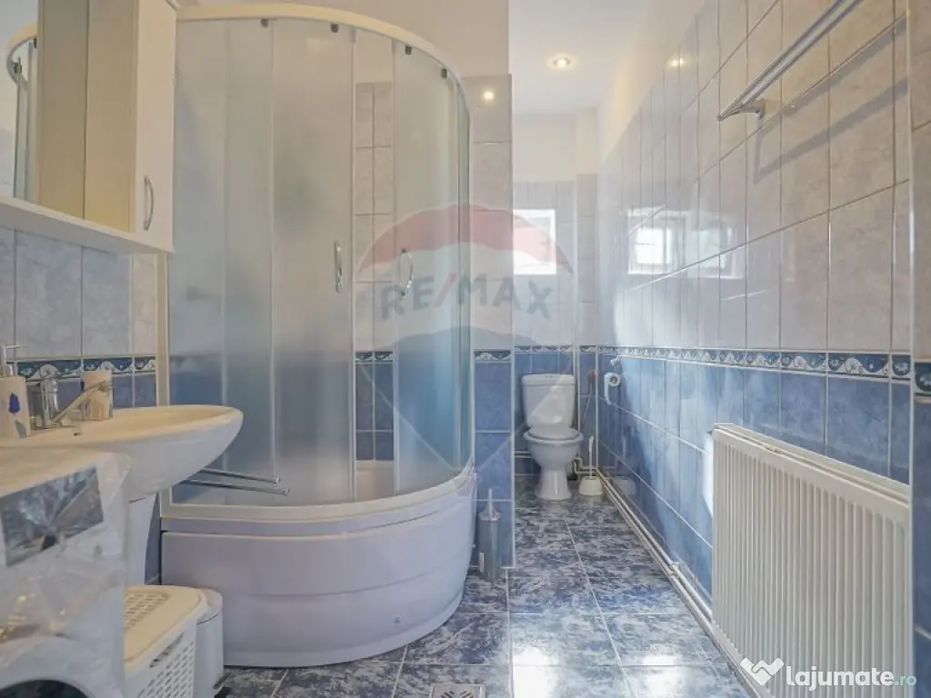 Apartament cu 3 camere de închiriat zona centrala Maior ...