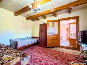 Casa traditionala din lemn, cu sura din piatra, Arcus, Covas 