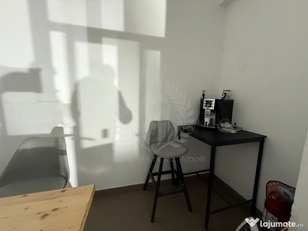 HALA DE INCHIRIAT - CURTE GENEROASA – PLOIESTI, ZONA