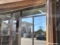 Inchiriez spatiu comercial