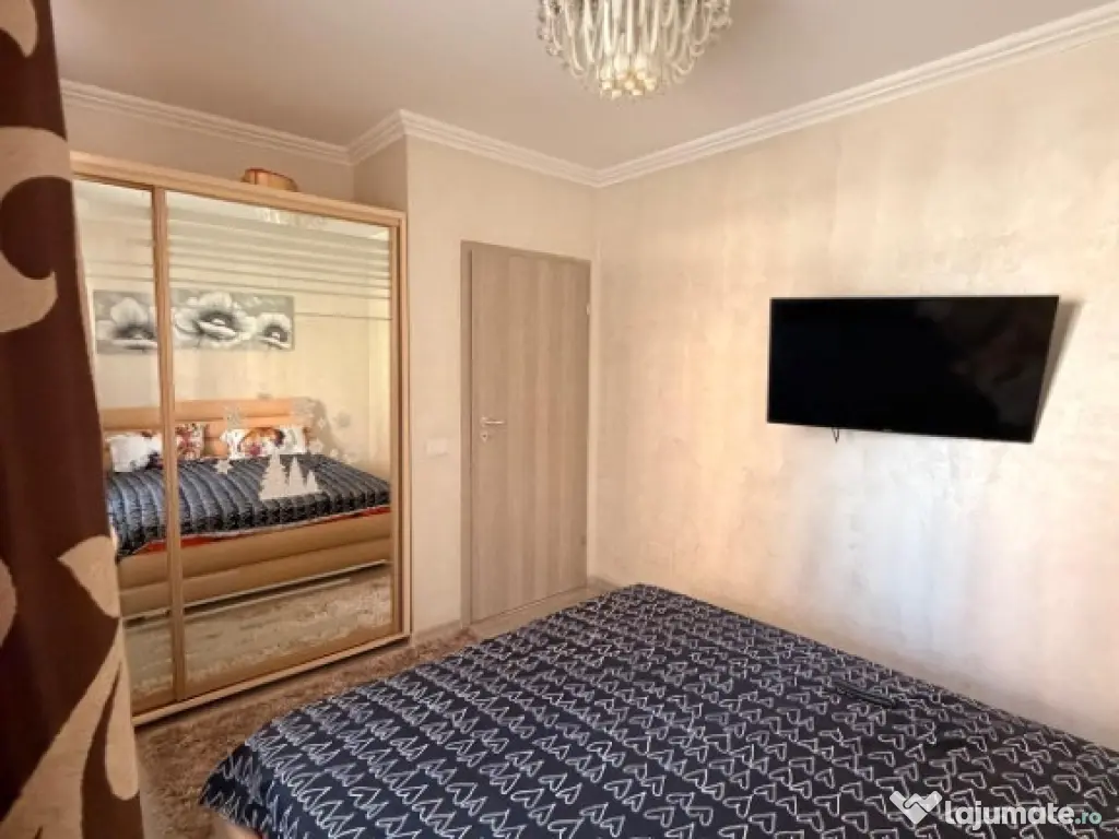 Inchiriere apartament 2 camere decomandat