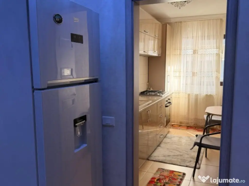 Inchiriere apartament 2 camere decomandat