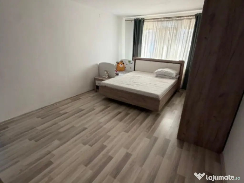 Apartament decomandat etajul 1/4 in K-uri, Filiasi.