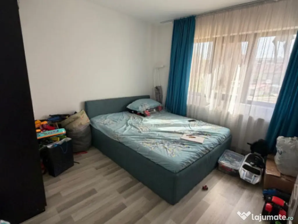 Apartament decomandat etajul 1/4 in K-uri, Filiasi.