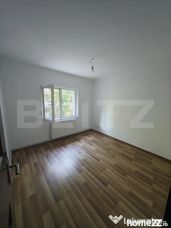 Apartament 4 camere, 82 mp utili, Micro 16 - Satu Mare (Satu-Mare)