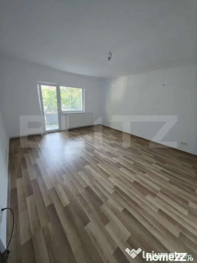 Apartament 4 camere, 82 mp utili, Micro 16 - Satu Mare (Satu-Mare)