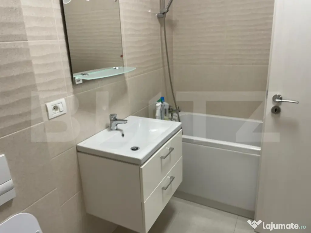 Apartament 2 camere, 57 mp, zona Lipovei