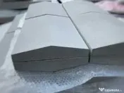 Capace si coame de gard