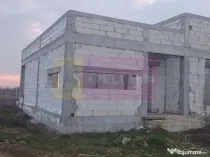 Săbăreni, casă la rosu 116 mp utili, curte 607 mp