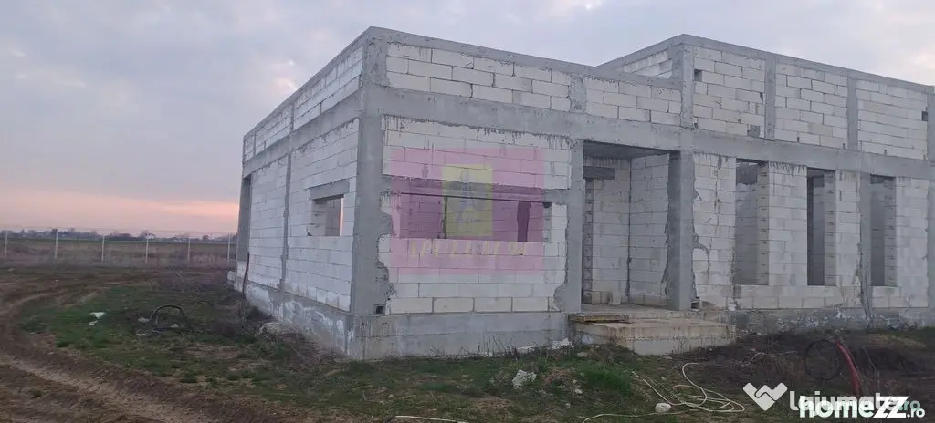Săbăreni, casă la rosu 116 mp utili, curte 607 mp - Sabareni (Giurgiu)