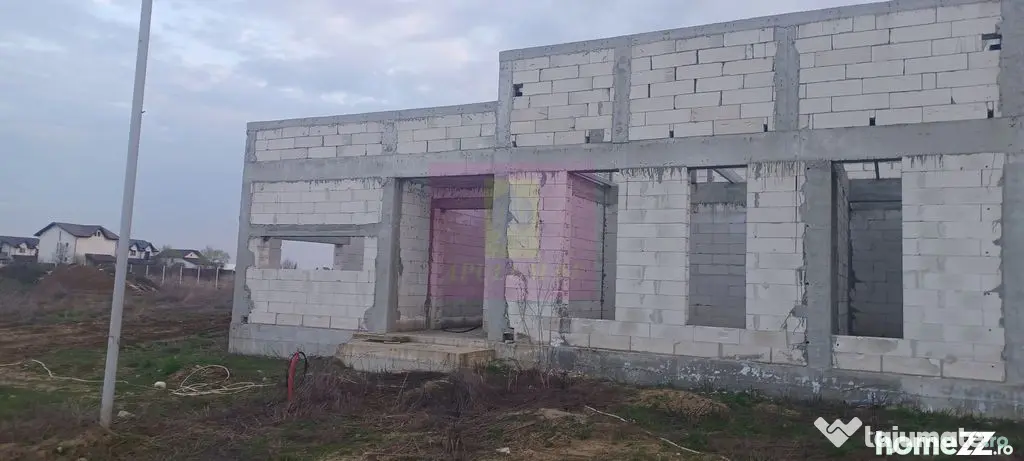 Săbăreni, casă la rosu 116 mp utili, curte 607 mp - Sabareni (Giurgiu)