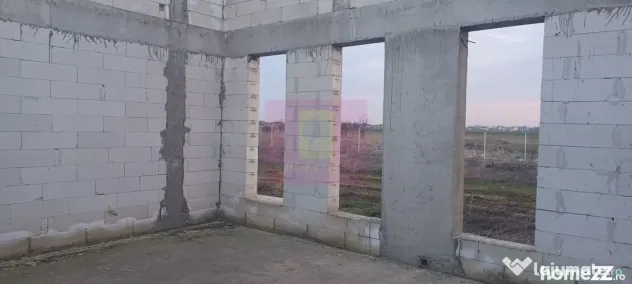 Săbăreni, casă la rosu 116 mp utili, curte 607 mp - Sabareni (Giurgiu)