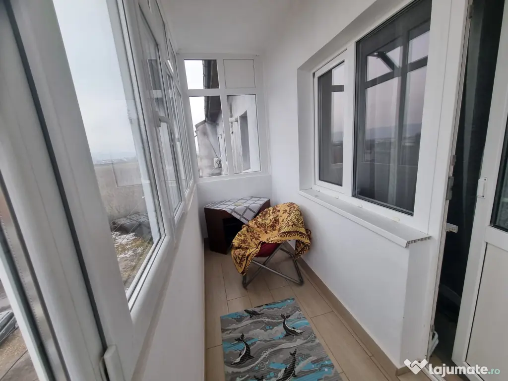 Închiriez apartament 2 camere