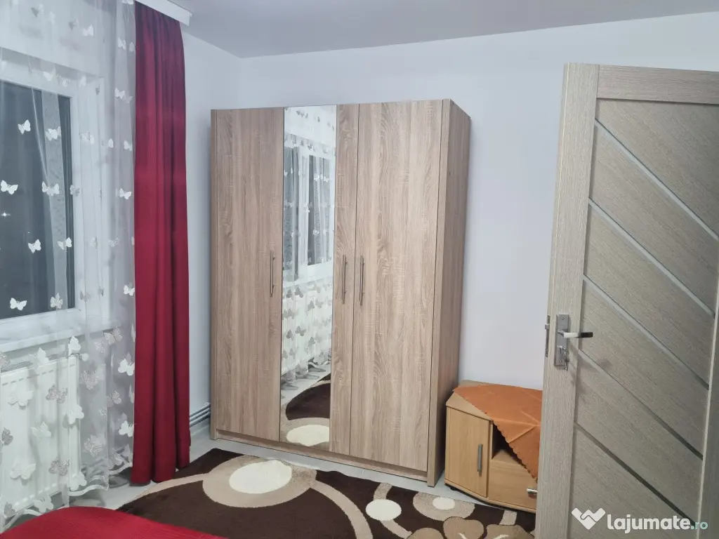 Închiriez apartament 2 camere
