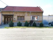 Casa 3 camere teren in Pojejena, jud. Caras Severin 