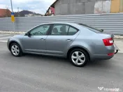 Skoda octavia BERLINA 