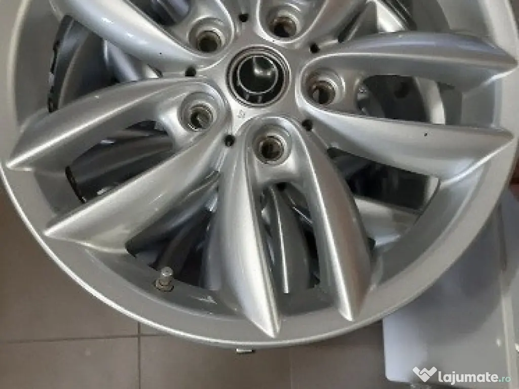 $et jante aliaj originale 17" MINI Cooper S Countryman, impecabile , ca noi