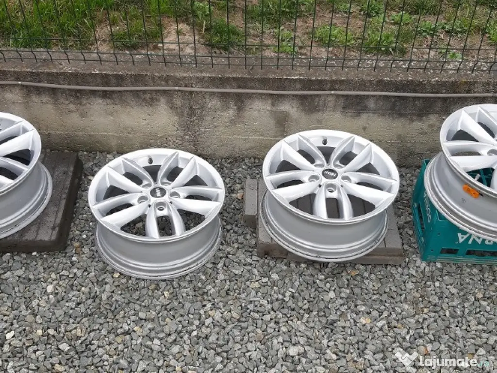 $et jante aliaj originale 17" MINI Cooper S Countryman, impecabile , ca noi