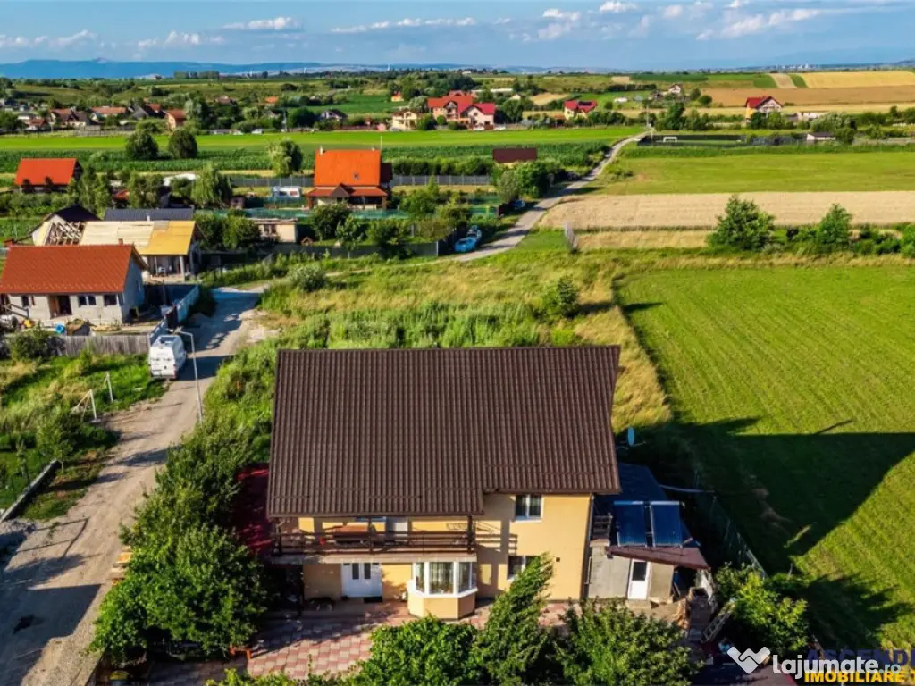 Vila luminoasa, gradina, priveliste panoramica spre munti, H