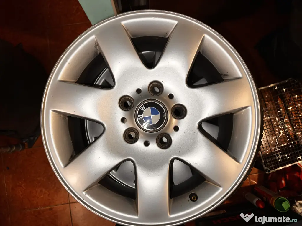 Vând jante BMW r16 în stare buna