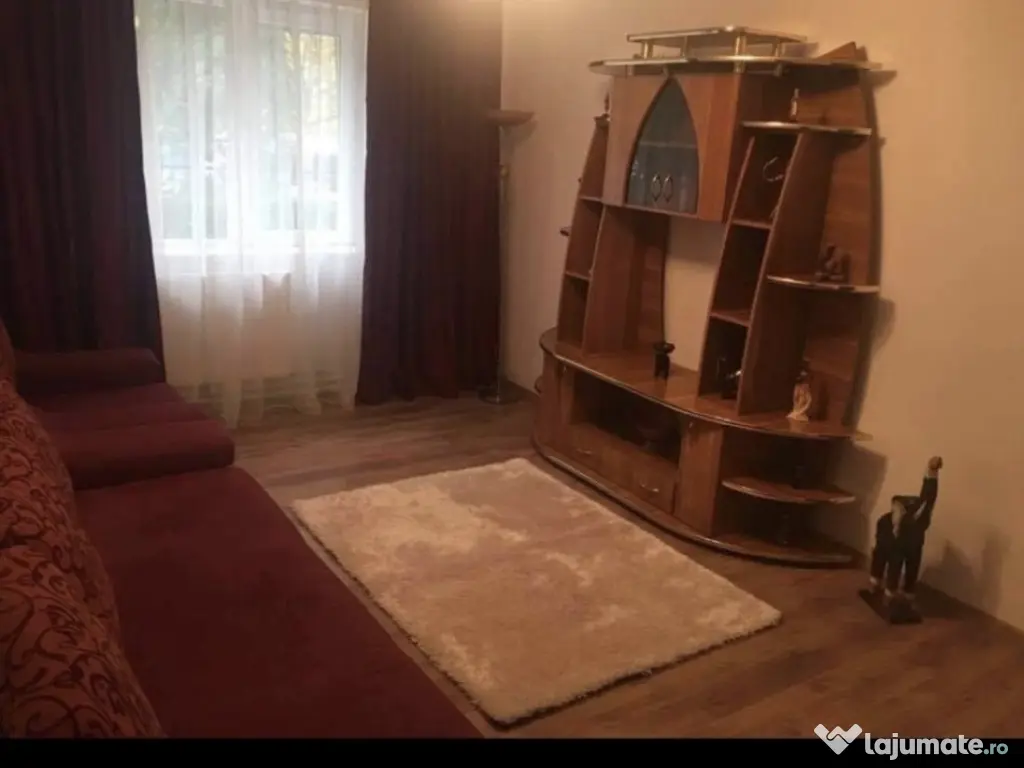 Închiriez ap 2 camere