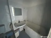 Racadau - Garsoniera cu extindere la mansarda, spatioasa, de renovat! 