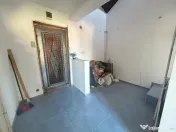 Racadau - Garsoniera cu extindere la mansarda, spatioasa, de renovat! 