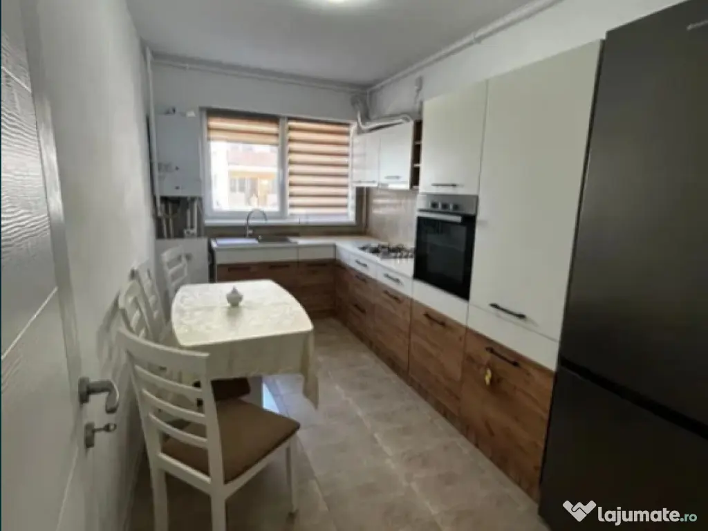 Apartament 2 camere, decomandat - zona Sanpetru