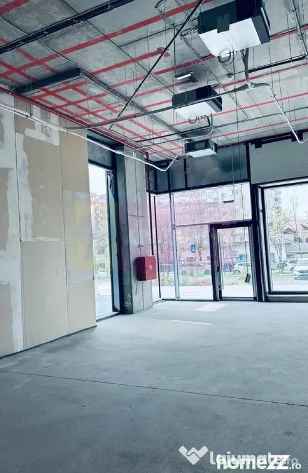 Spatiu comercial imobil nou Sebastian- Razoare.