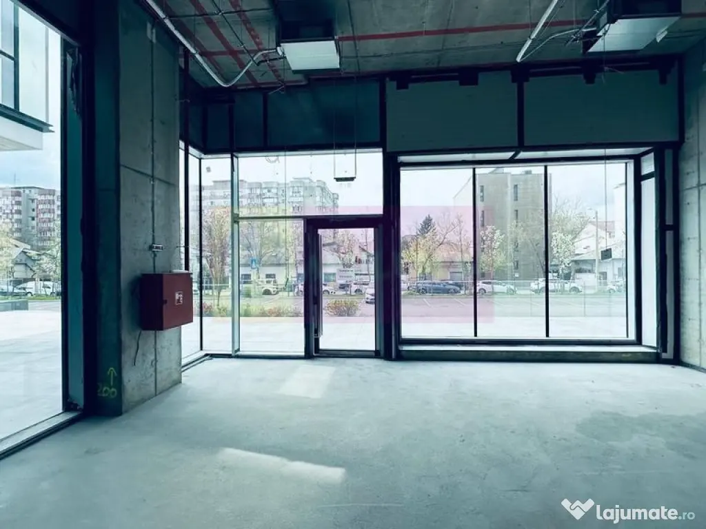 Spatiu comercial imobil nou Sebastian- Razoare.