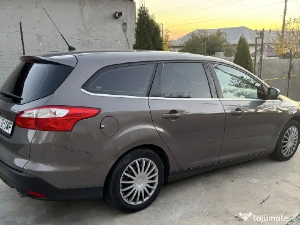Ford focus cutie automata vând schimb