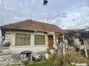 Casa de vânzare în Uroi. Schimb cu apartament în Simeria 