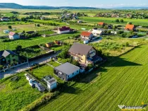 Rezidenta mobilata si echipata, cu lumina naturala, verdeata