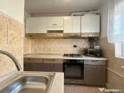 Garsoniera decomandata, etaj intermediar - Zona Tractorul... 