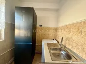 Garsoniera decomandata, etaj intermediar - Zona Tractorul... 