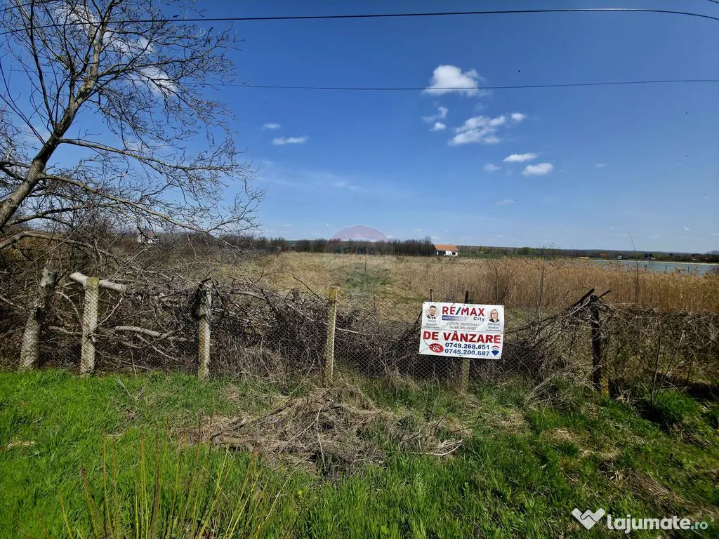 Teren 7,000mp Girov / deschidere 45 metri