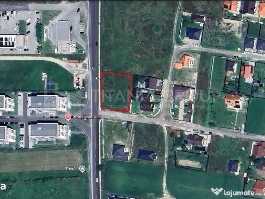 Teren generos 1441 mp cu deschidere 37 ml Râșnov - Vede...