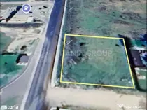 Teren generos 1441 mp cu deschidere 37 ml Râșnov - Vede...