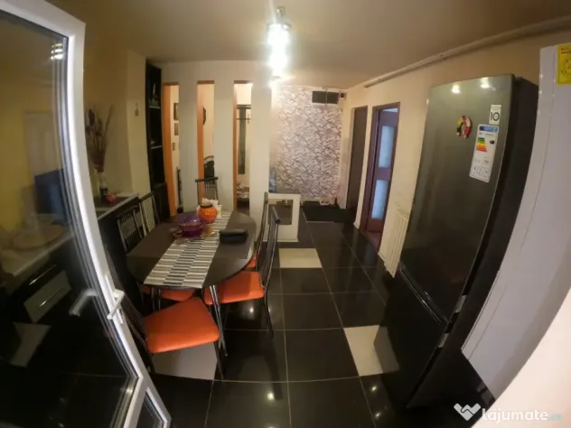 Apartament 3 camere decomandat, parter inalt, complet mobila