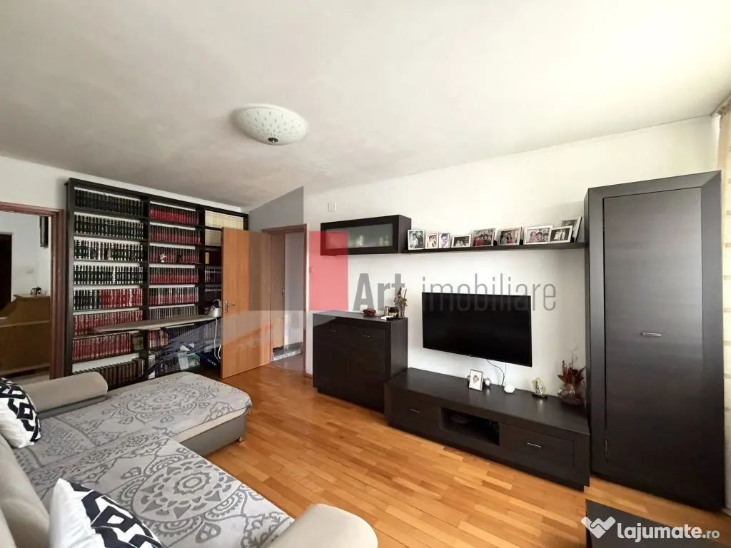Apartament 4 camere zona Aparatorii Patriei\Berceni