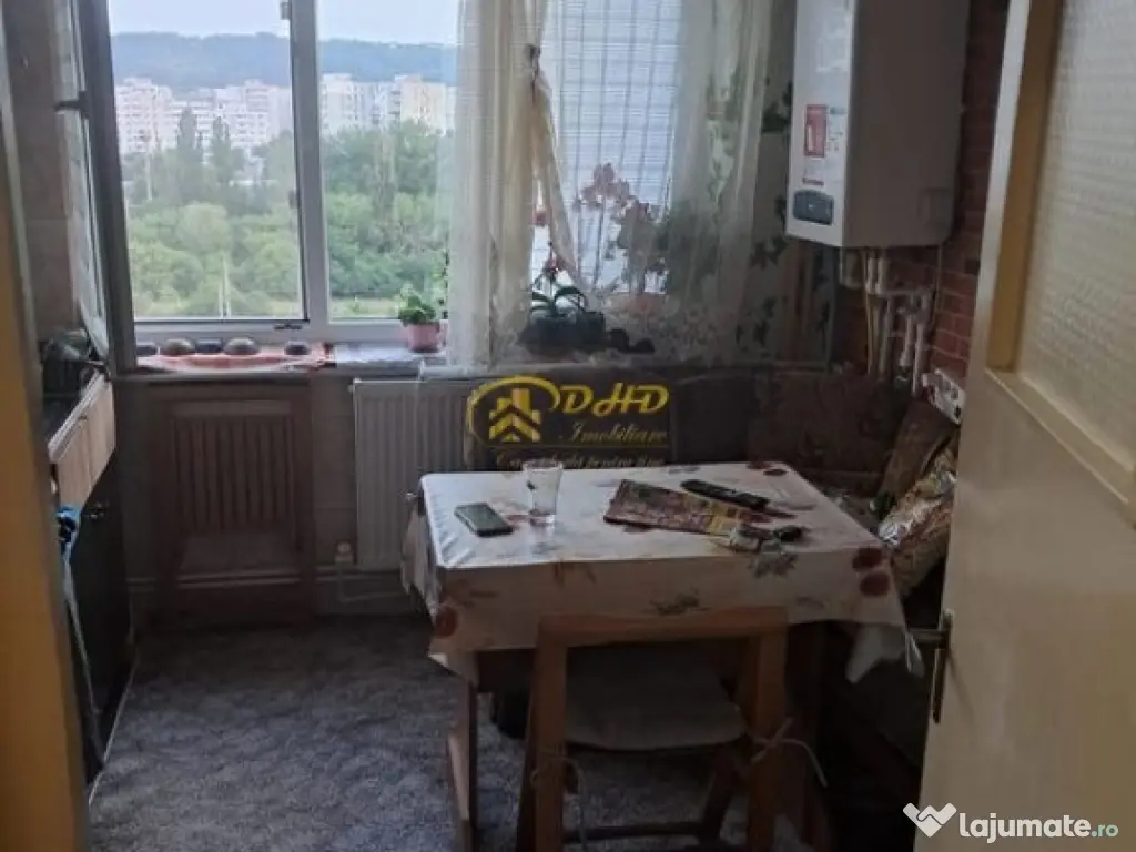 Apartament 3 camere, Gară