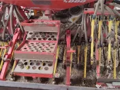 Semănătoare pneumatică MISTRAL 4000 (aceeași fabricatie ca Voogel Noot) 