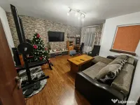 Închiriez apartament 1 Mai 3 camere 