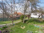 Casa gata de mutat+teren 1000 mp in zona de deal, jud. Arge 