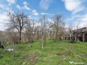 Casa gata de mutat+teren 1000 mp in zona de deal, jud. Arge 