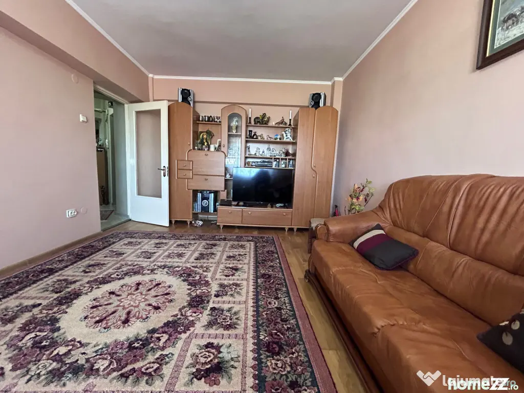 Apartament 3 camere 81mp, Ansamblul Dorobantilor.