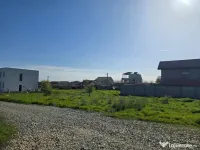 Teren de vanzare in Lazu lot de casa 