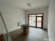 Spatiu comercial de inchiriat, 24 mp - Brazda 