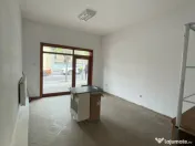 Spatiu comercial de inchiriat, 24 mp - Brazda 