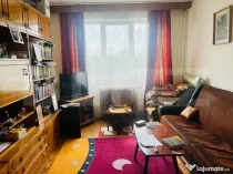 Apartament cu 3 camere, decomandat, zona - Bulevardul Dacia